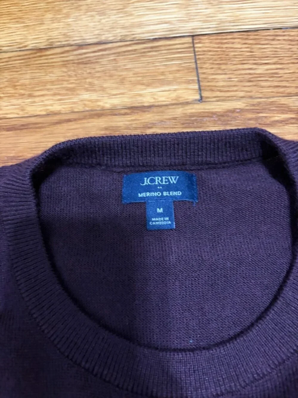 J. Crew Mens Sweater Size Medium Purple Acrylic Merino Wool Knit Casual Preppy